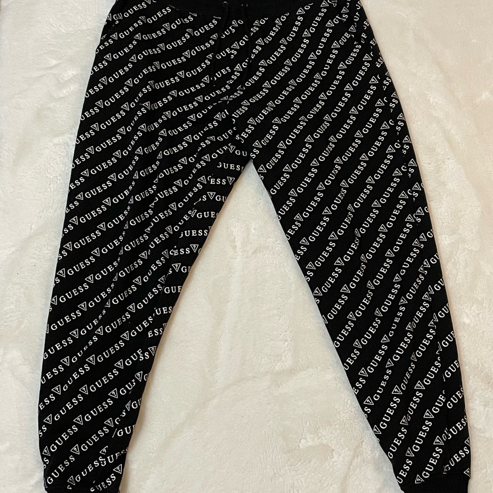 Guess Black Leggings Sleek and Stylish